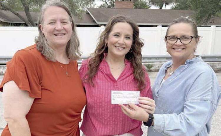 St. Anne’s gives to St. Rose youth program